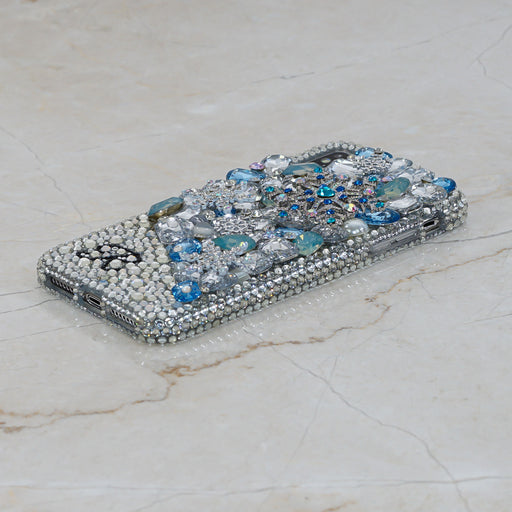 snowflakes iphone Xr case